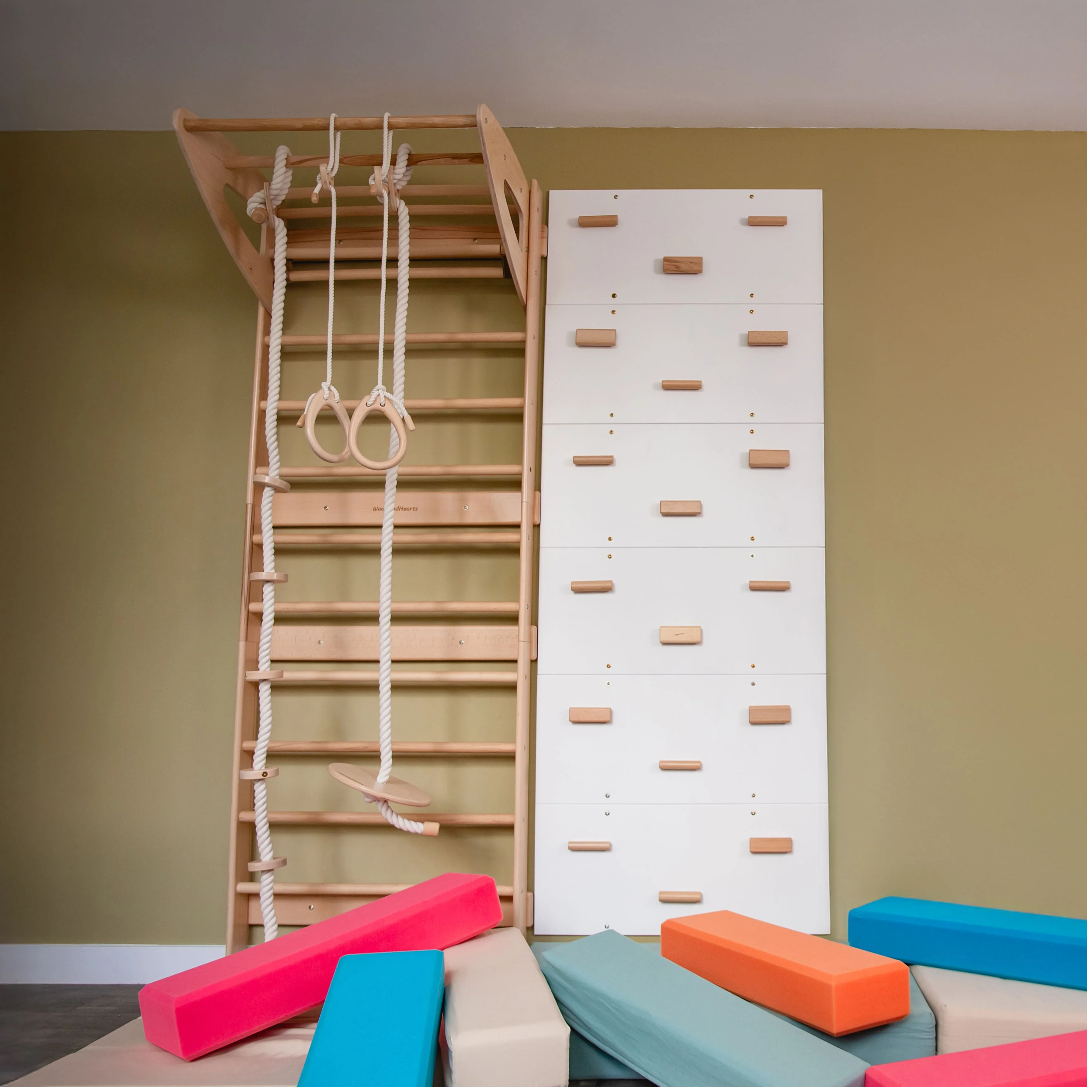 4-in-1 Sprossenwand Set mit Kletterwand & Zubehör - Image 7