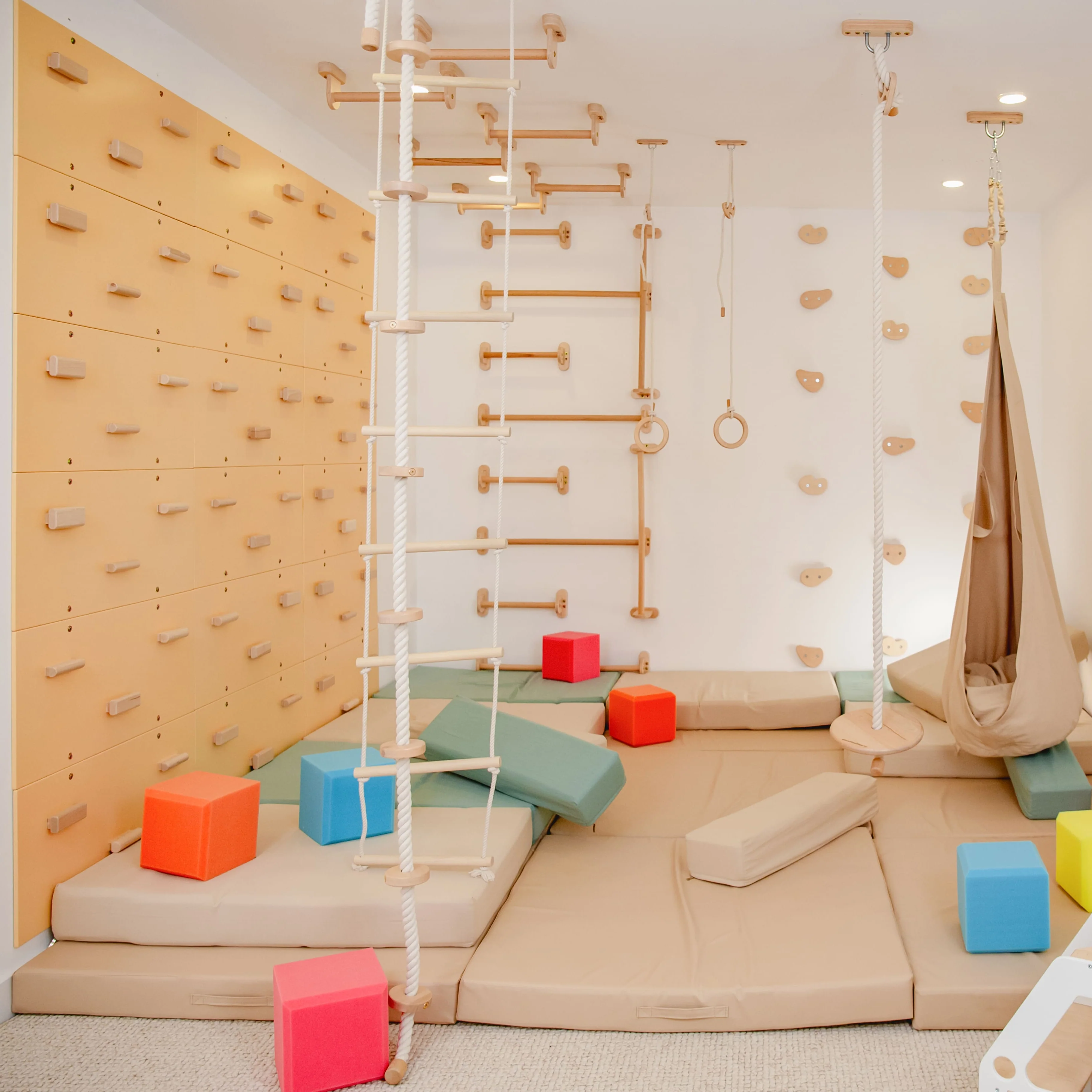 9-in-1 Indoor Spielplatz Set mit Kletterwand & Textil-Set - Image 8