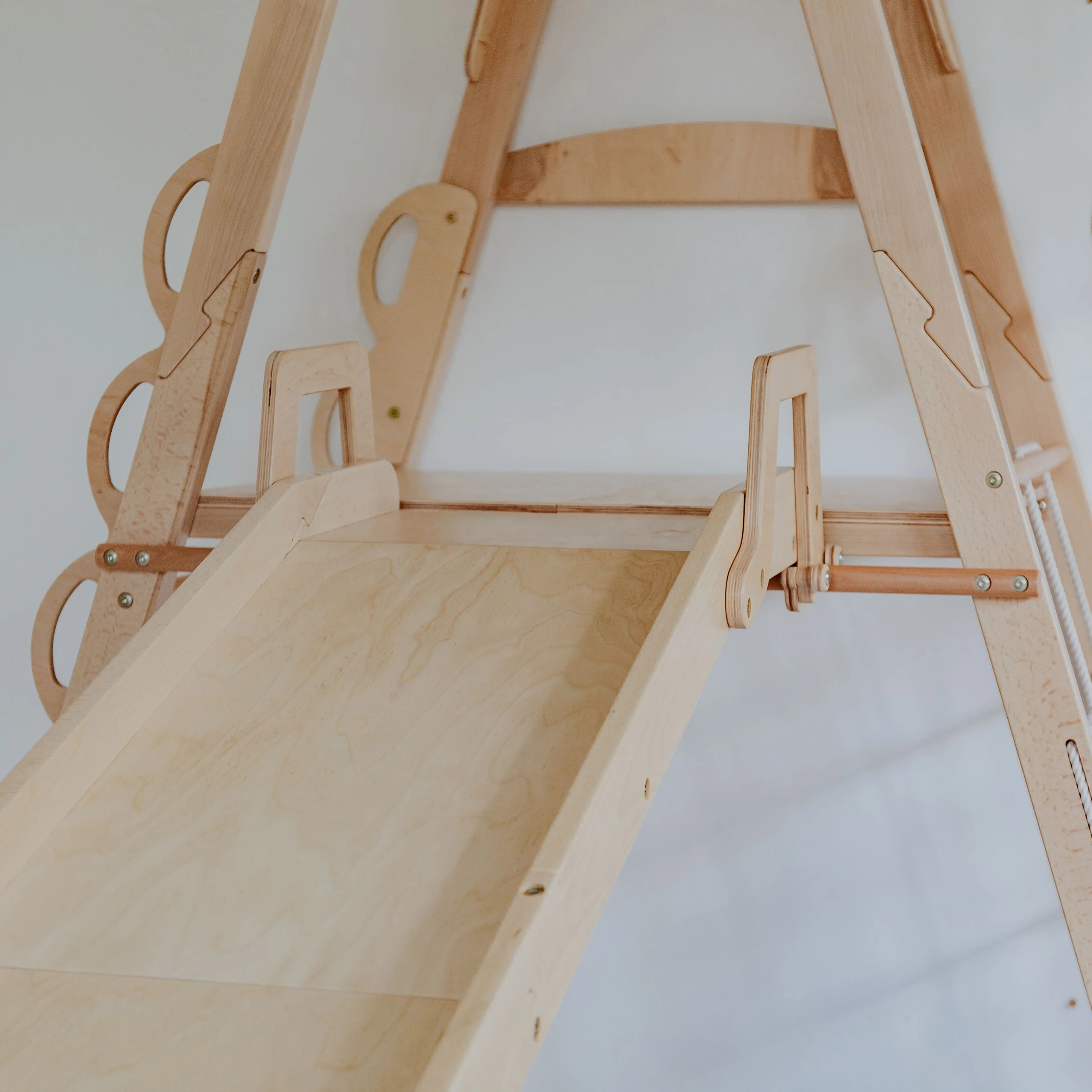 Kinderrutsche aus Holz - Image 9