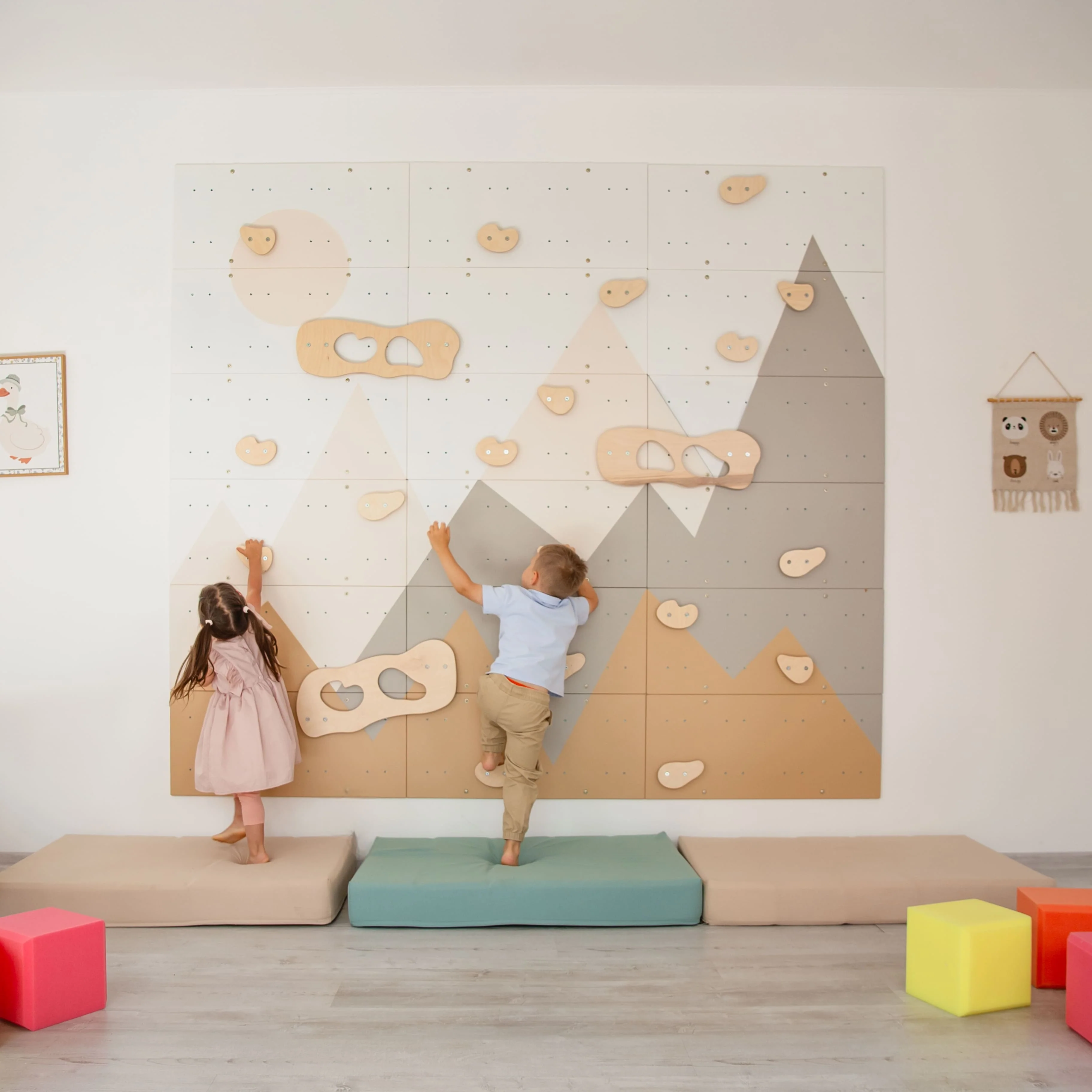 Kinderzimmer Kletterwand - Image 12