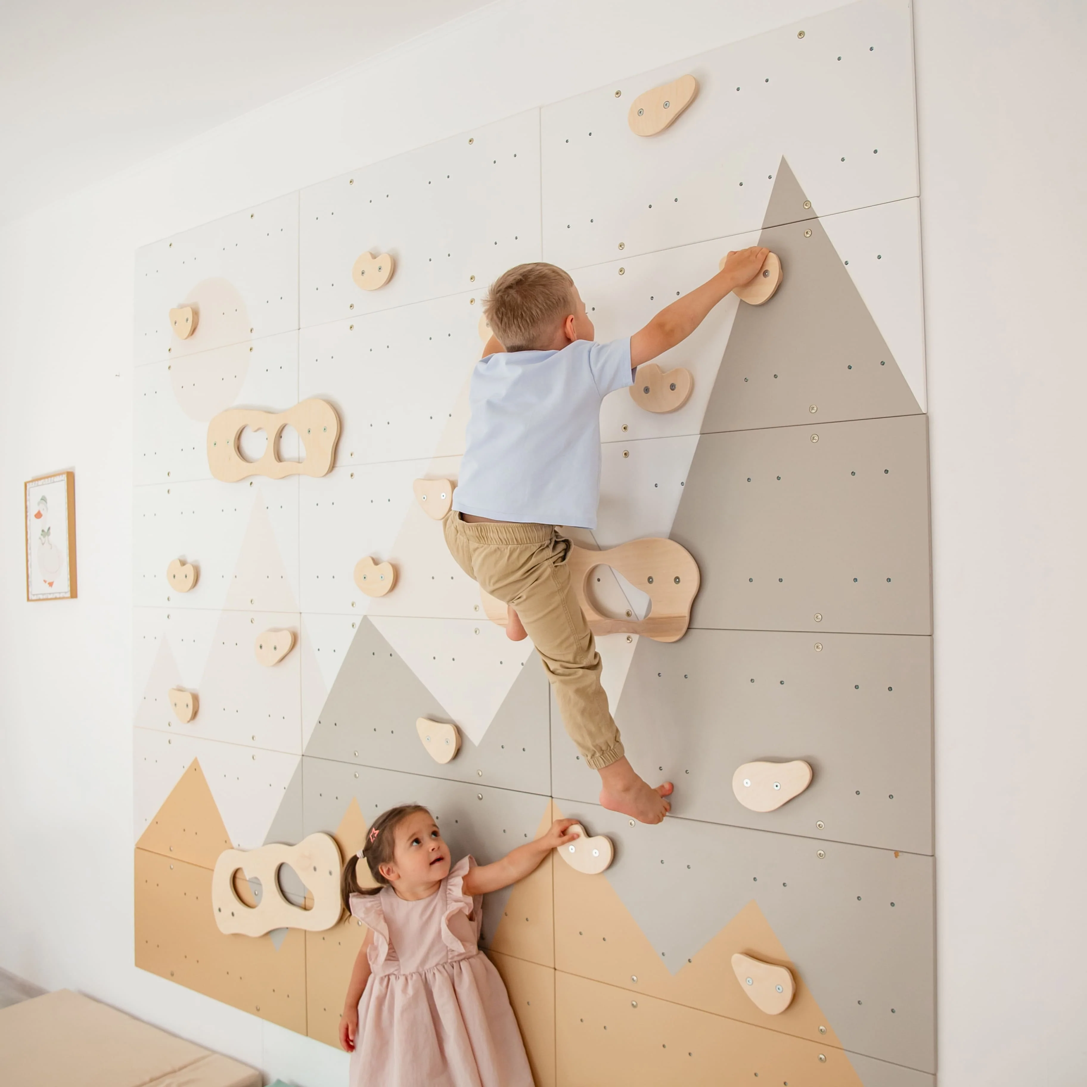 Kinderzimmer Kletterwand - Image 15