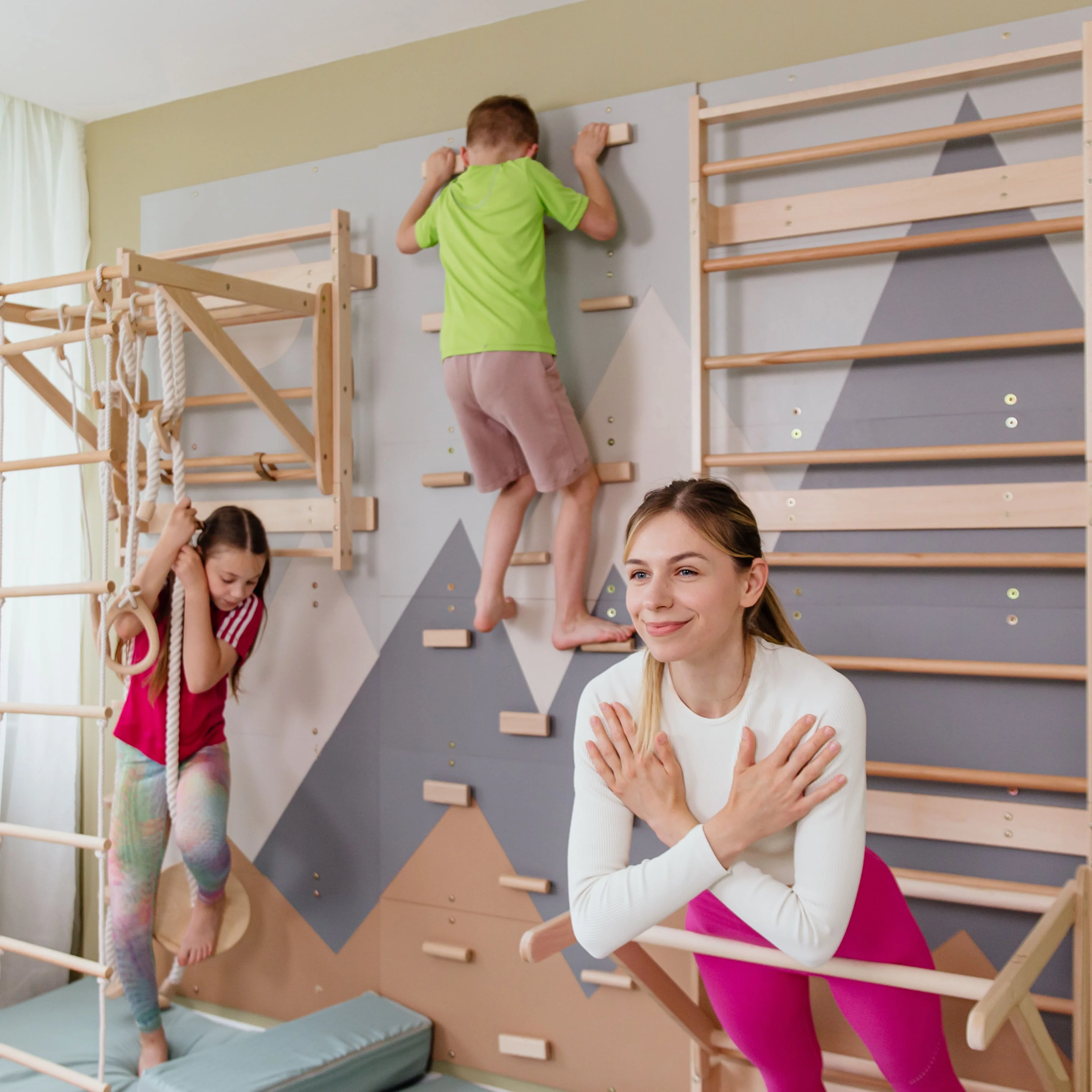 Sprossenwand Klimmzugstange - Image 6